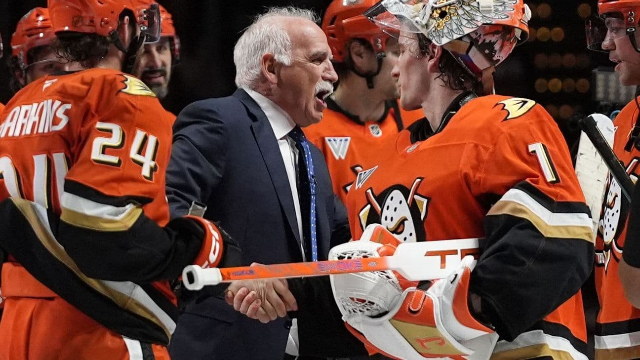 Quenneville Joins Elite 1,000-Win Club After NHL Comeback