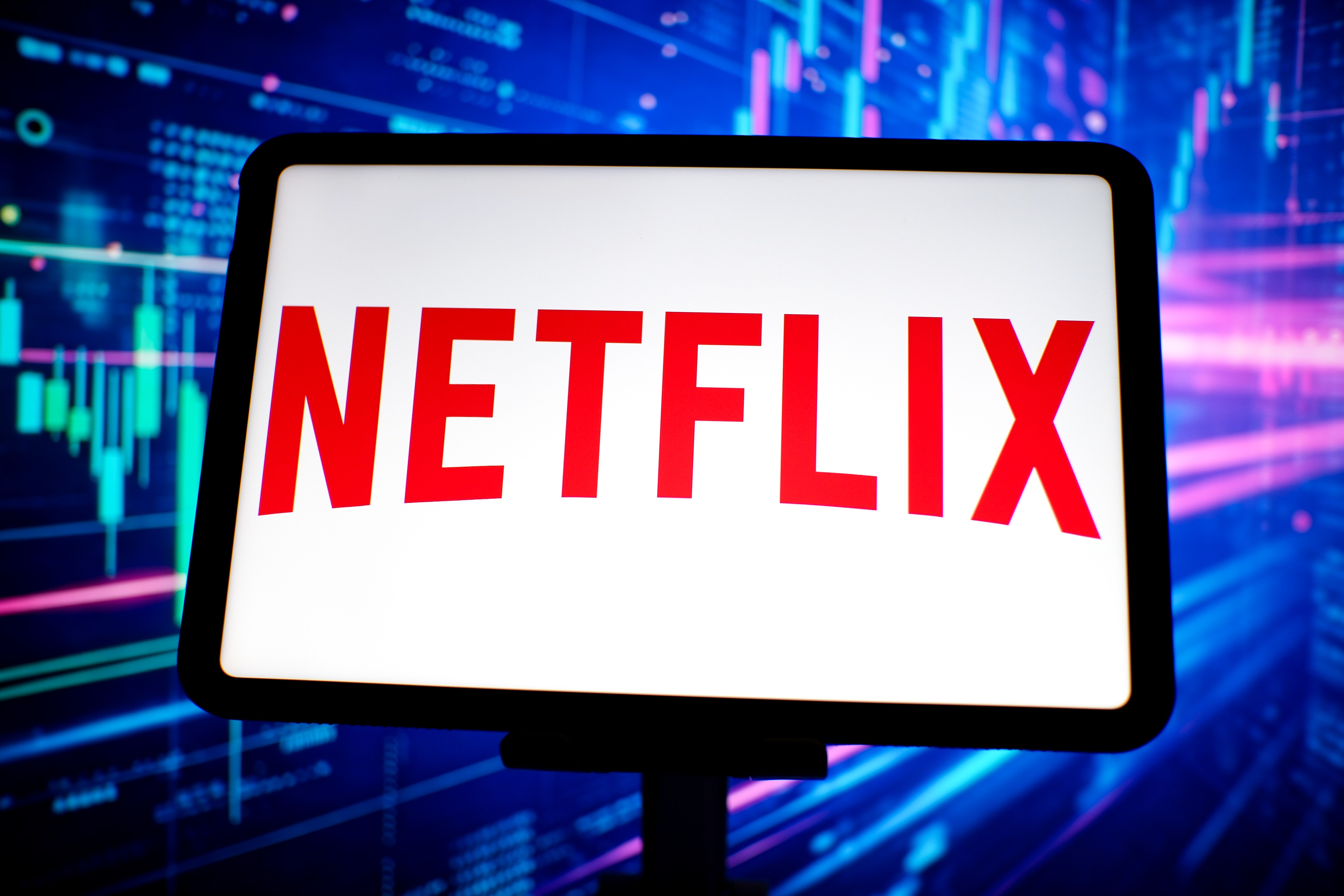 Netflix stock rebound: Deutsche Bank sees 35% upside despite YouTube threat
